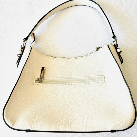 Charming Charlie Cream Shoulder Bag, Vegan Leather, Excellent Condition - Picture 1 of 6